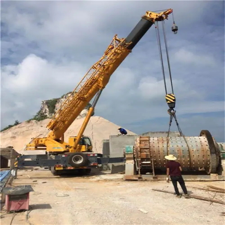 梓潼吊车的运输费用是否包含在租赁费用中