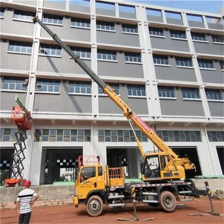 梓潼高楼层玻璃吊装